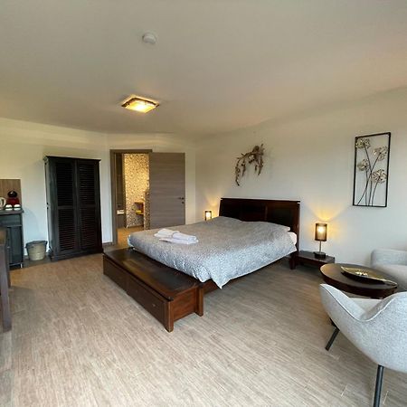 Spontin B&B Le Bouchat-Oreille מראה חיצוני תמונה